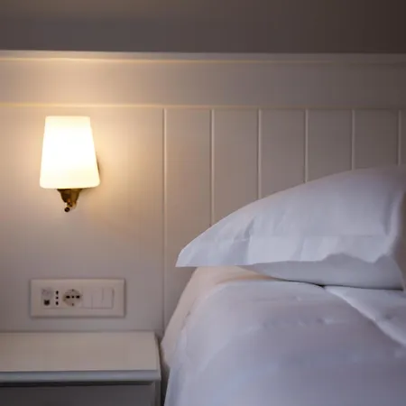 Bujtina Sophie Hotel